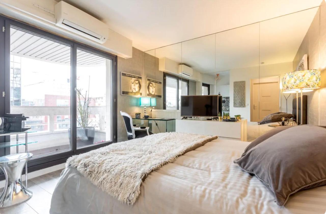 Beautiful Modern Fully Furnished Studio ลูวาลัวเปแรต์ ภายนอก รูปภาพ