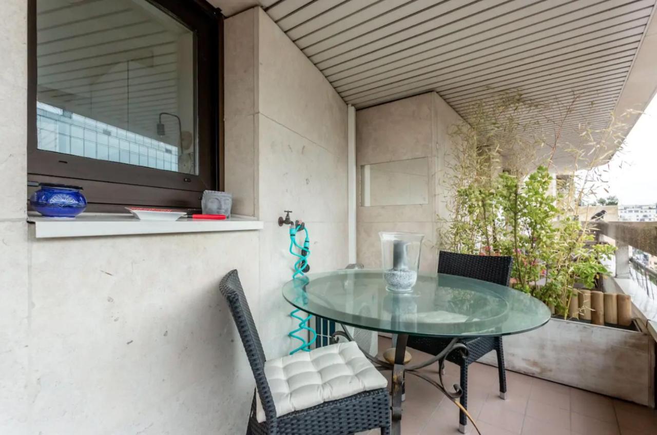 Beautiful Modern Fully Furnished Studio ลูวาลัวเปแรต์ ภายนอก รูปภาพ