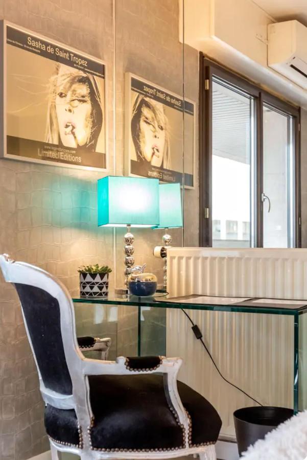 Beautiful Modern Fully Furnished Studio ลูวาลัวเปแรต์ ภายนอก รูปภาพ